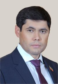 Депутат Государственного Совета Республики Татарстан поздравил бугульминских педагогов