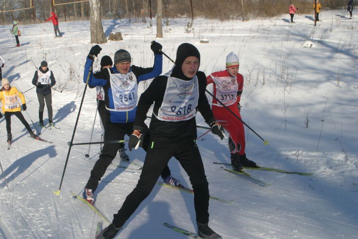 Для участия в лыжных эстафете и забеге в Бугульме придется соответствовать нескольким условиям