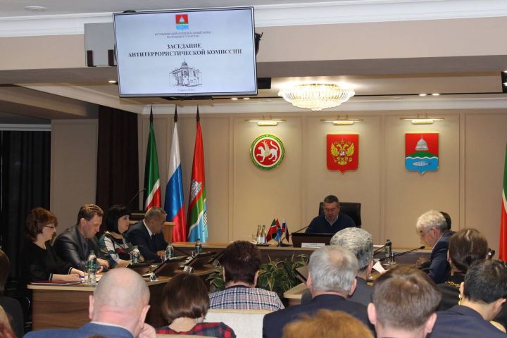 Состоялось очередное заседание антитеррористической комиссии в Бугульминском муниципальном районе