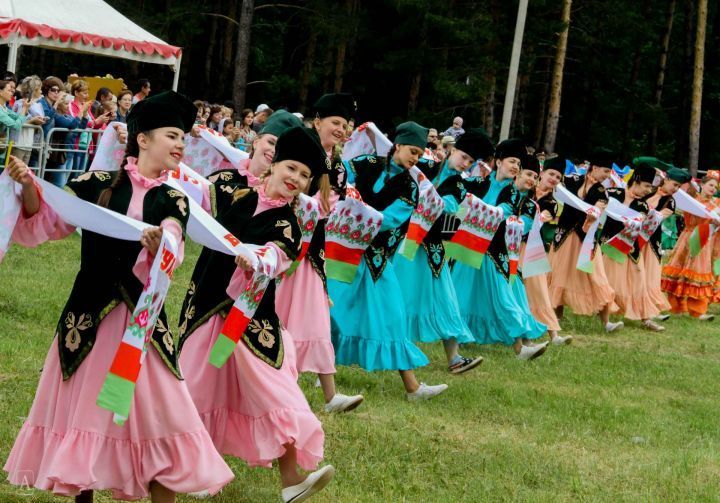 Премьер-министр Татарстана Алексей Песошин посетил московский международный фестиваль «Сабантуй-2018»