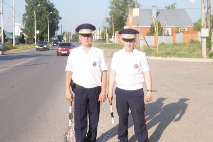 Бөгелмәдә ЮХИДИ хезмәткәрләре һөнәри бәйрәмнәрен – ДАИ көнен билгеләп үттеләр