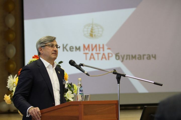 Заместитель премьер-министра Татарстана обсудил в Бугульме вопросы стратегии развития татарского народа