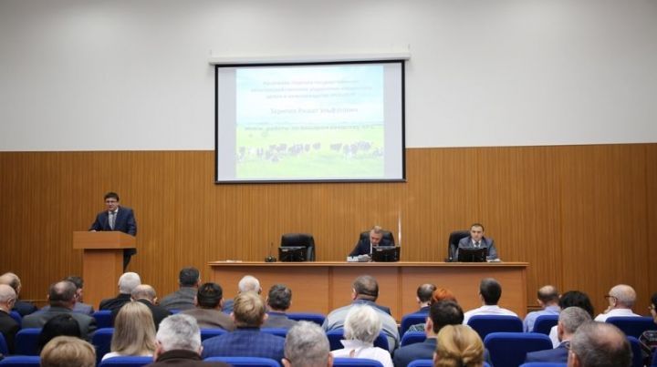 Татарстан Республикасы Авыл хуҗалыгы һәм азык-төлек министрлыгында терлекчелек тармагының бу елның 11 аендагы эшенә йомгаклар ясалды