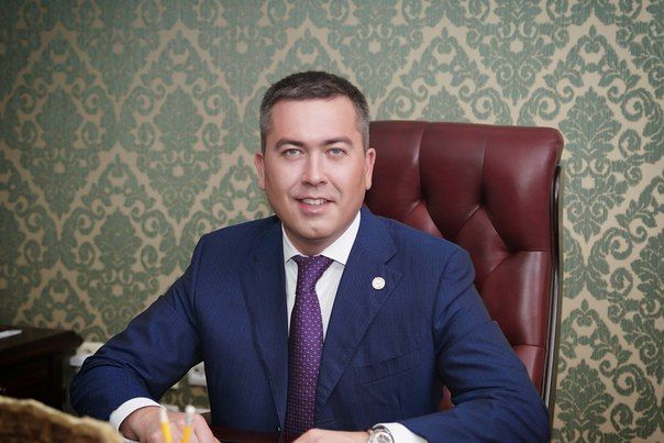 Поздравление мэра города Бугульмы  Л.Р.Закирова