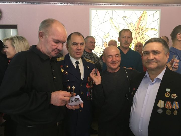 Бугульминским ветеранам-интернационалистам вручили юбилейные медали