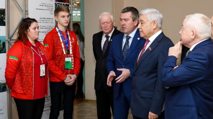 Фәрит Мөхәммәтшин: "Бөгелмә үзенең хезмәт сөючән халкы һәм җитештерү потенциалы белән лаеклы урын алырга тиеш"