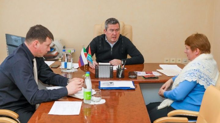 Глава Бугульминского района Линар Закиров провел личный прием граждан