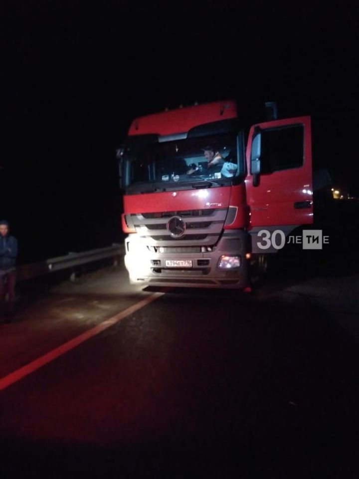 На трассе в Татарстане водитель «ГАЗели» уснул за рулем