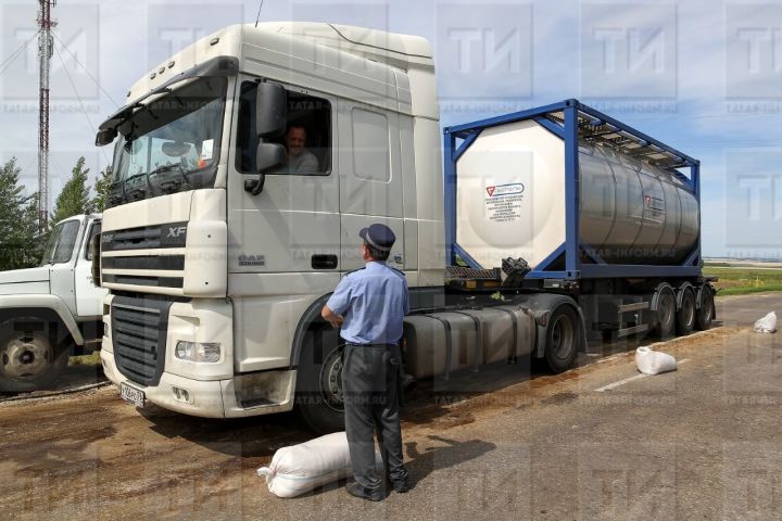 В Татарстане водителям напомнили о штрафах за несоблюдение правил перевозки грузов