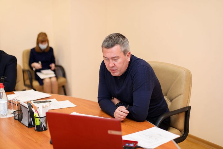 Мэр Бугульмы ответил на вопросы местных жителей по видеосвязи