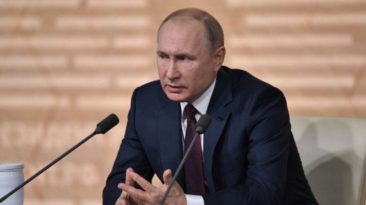 Путин эшләми торган көннәрне ай азагына кадәр озайту хакында белдерде.