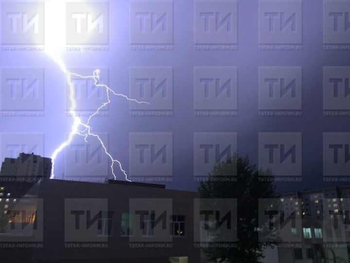 В Татарстане двух пенсионерок ударила молния