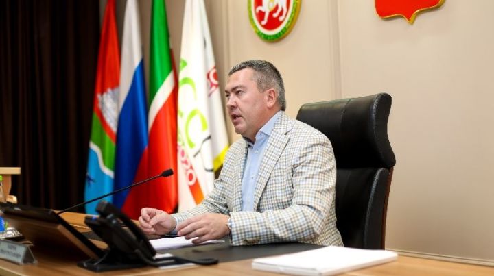 Линар Закиров рассказал, как будет организован учебный процесс в школах Бугульмы и района