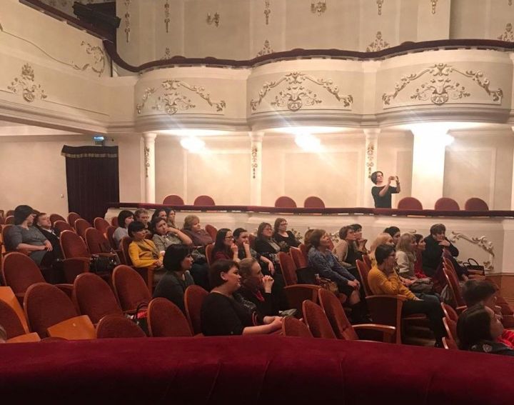 Сегодня в Бугульминском театре им. А.В. Баталова состоится первый вечерний спектакль после длительного перерыва