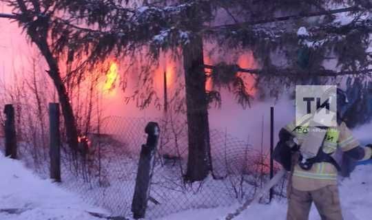 Среди обломков сгоревшего дома в Татарстане нашли тело мужчины
