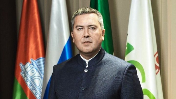Бөгелмә районы башлыгы Раштуа бәйрәме белән котлый