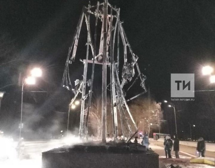 Полицейские нашли подростков, которые подожгли памятник в Заинске