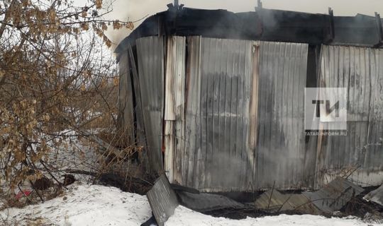 Тело погибшего мужчины найдено в сгоревшем вагончике в Татарстане