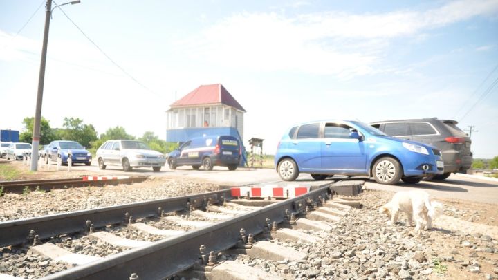 В Бугульме провели День безопасности на железнодорожных переездах