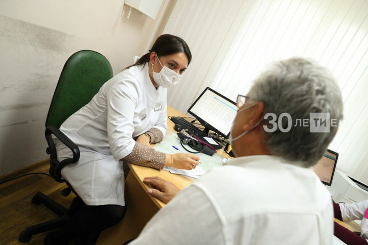 «Covid-19 настигнет всех»: главврач РКБ Татарстана дал советы, как спастись от инфекции