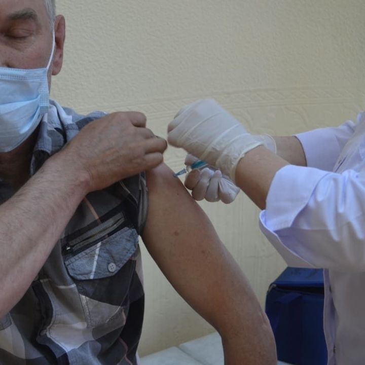 На БМЗ продолжается вакцинация работников от коронавируса