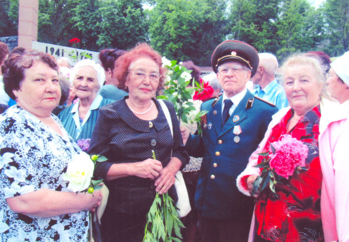 Бугульминка Глира Тухватовна Валеева  рассказала о своем военном детстве