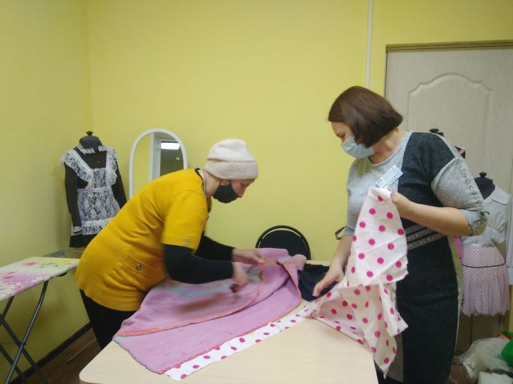Бугульминцев бесплатно учат швейному делу в рамках предоставления соцуслуг