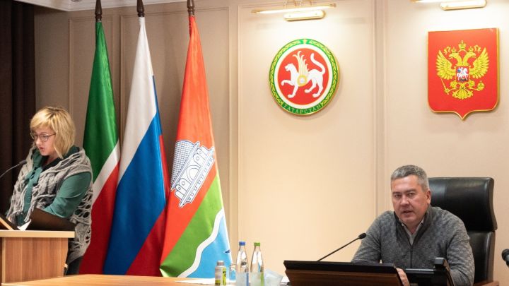 Мэр Бугульмы провел заседание антинаркотической комиссии