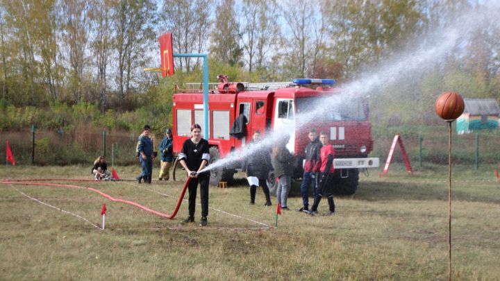 В Бугульминском районе провели соревнования «Пожарная эстафета - 2022»