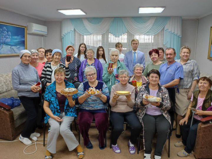 В Центре социальной помощи Бугульмы прошел концерт для пожилых