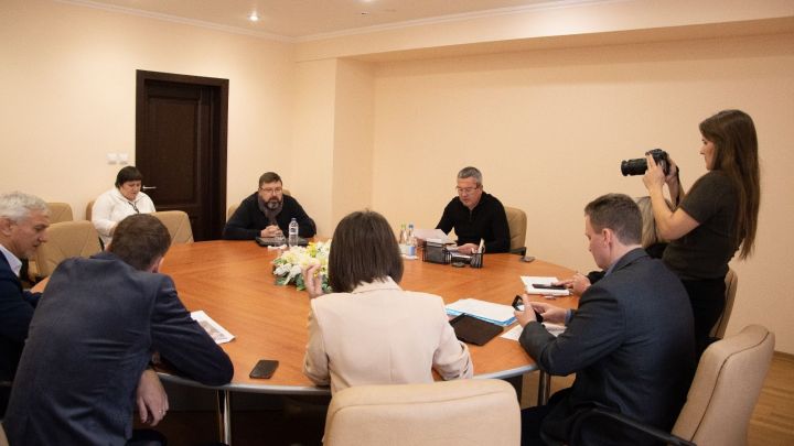 Бөгелмә районы башлыгы шәхси сораулар буенча гражданнарны кабул итте