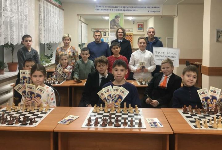 Шахматисты Бугульмы приняли участие в акции памяти жертв ДТП