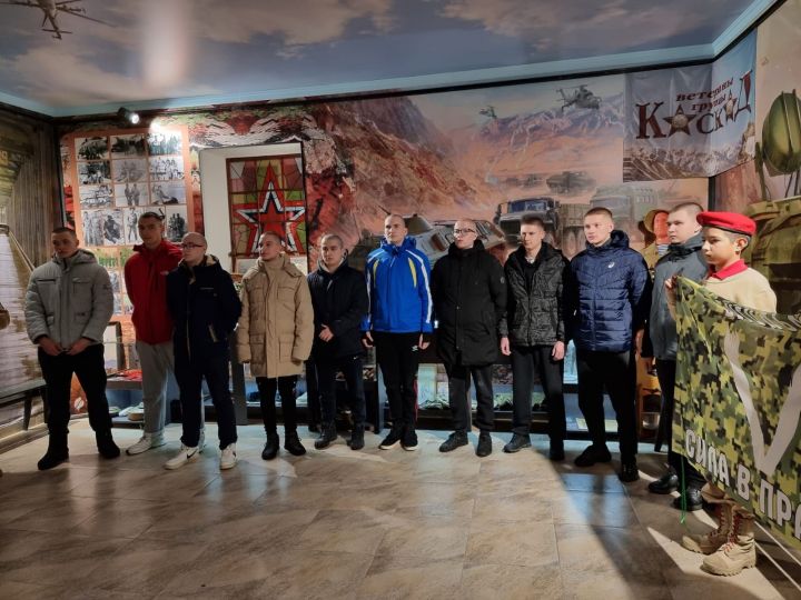 Еще десять бугульминцев пополнят ряды Вооруженных сил Российской Федерации