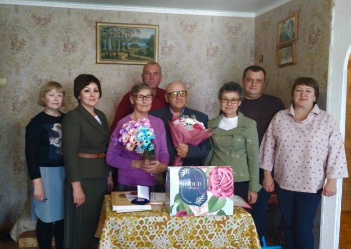 Супруги Ишковы из Бугульминского района отметили 60-летие совместной жизни