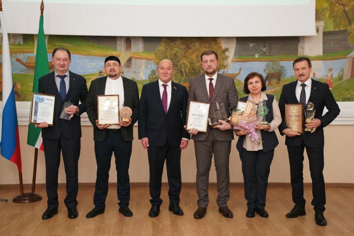 «Мы можем. Мы сила»: В Казани наградили лучших производителей Татарстана