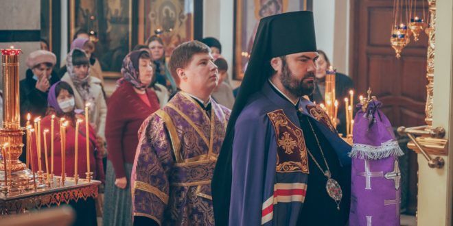 Архиерейское служение в Казанском соборе Бугульмы провели во вторую Неделю Великого поста