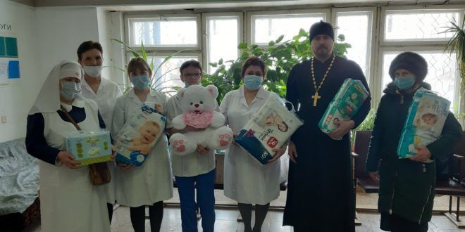 В Бугульминском благочинии посетили роддом и детскую больницу