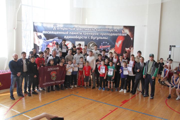 Юные кикбоксеры из Бугульмы стали победителями юбилейного Фестиваля