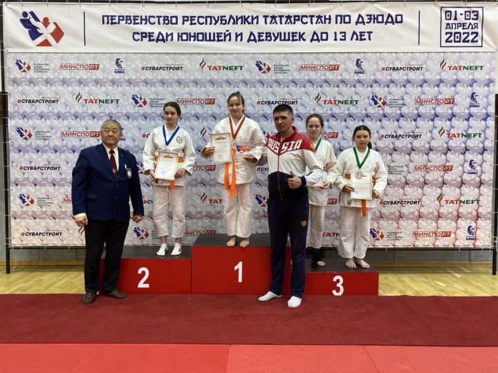 Бугульминские спортсмены заняли призовые места на Первенстве Татарстана по дзюдо до 13 лет