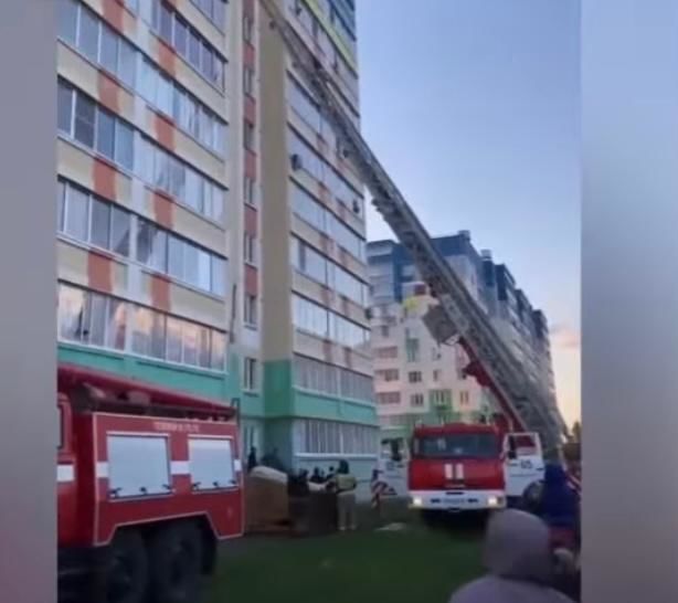 В соседнем Альметьевске выпала из окна двухлетняя девочка
