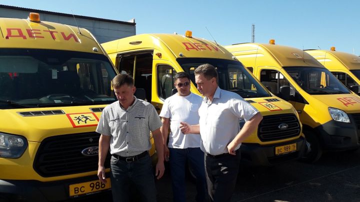 25 школьных автобусов Бугульмы готовы к новому учебному году