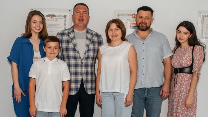 Семья Шинкаровых из Бугульмы примет участие в торжественном приеме Рустама Минниханова