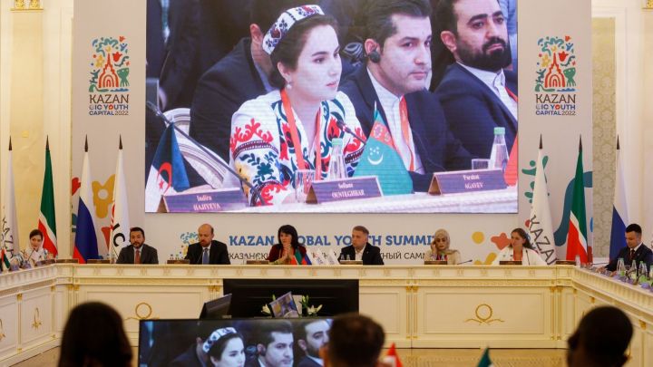 В Казани стартовал Глобальный молодежный саммит