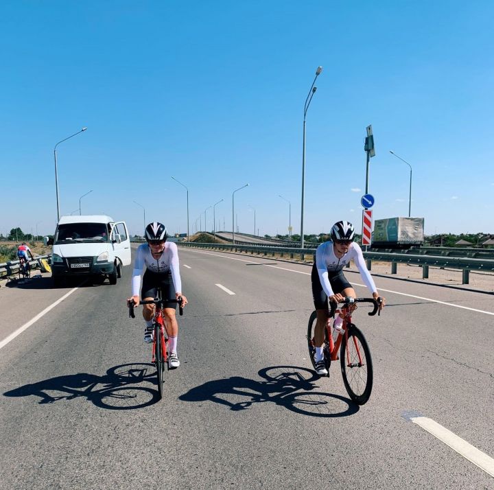 Бугульминские спортсмены из велоклуба представляют Татарстан на Первенстве России