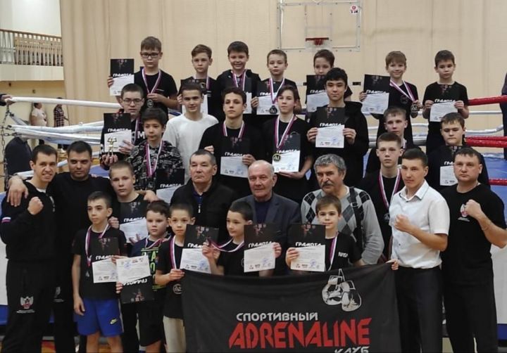 Юные боксеры Бугульмы заняли весь пьедестал на Чемпионате и Первенстве Бугульмы по боксу