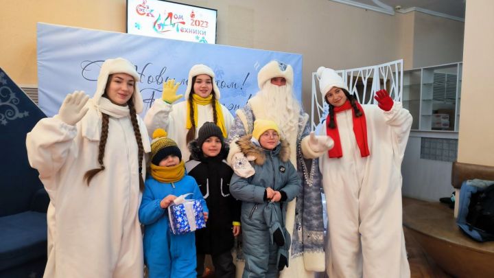 В дни зимних каникул юные бугульминцы посетили резиденцию Деда Мороза
