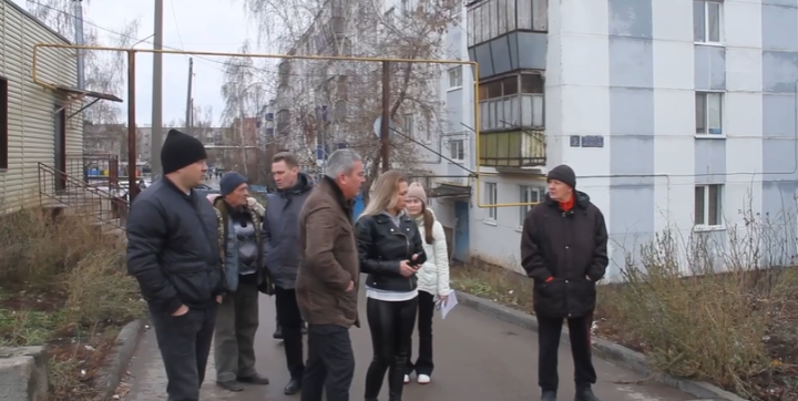 Мэр Бугульмы выехал по адресам, где лично обсудил проблемы местных жителей