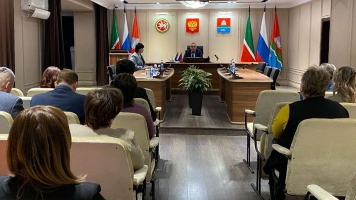 Бөгелмәдә шәһәр һәм район бюджеты проекты буенча ачык тыңлаулар узды