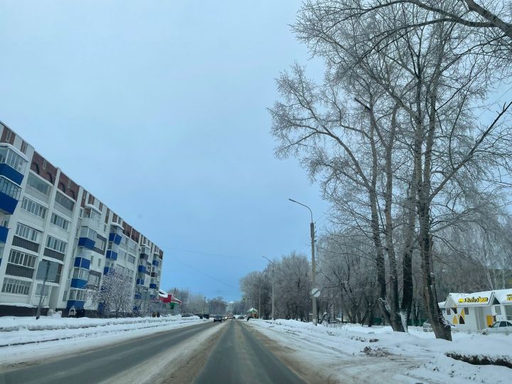 По прогнозам синоптиков в Бугульме сегодня слабый снег
