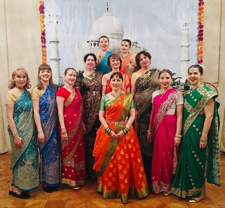 В клубе любителей Индии Бугульмы провели сари-вечеринку